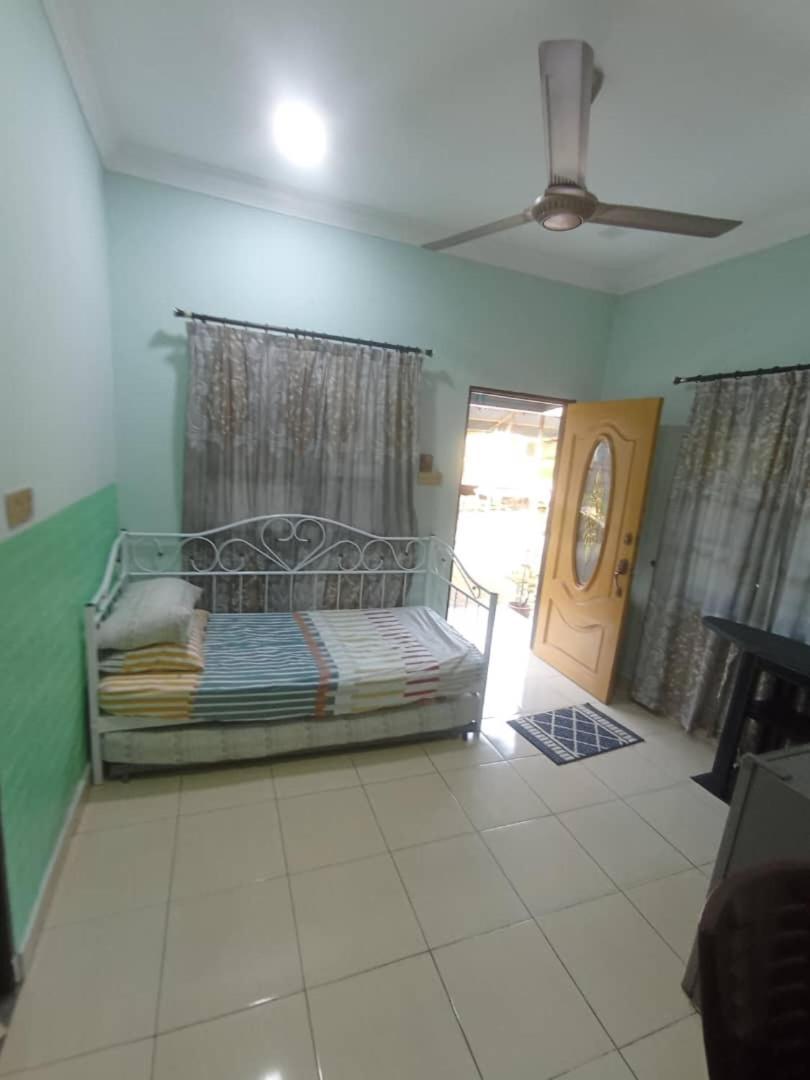 Homestay Sri Ladang 쿠알라트렝가누 외부 사진